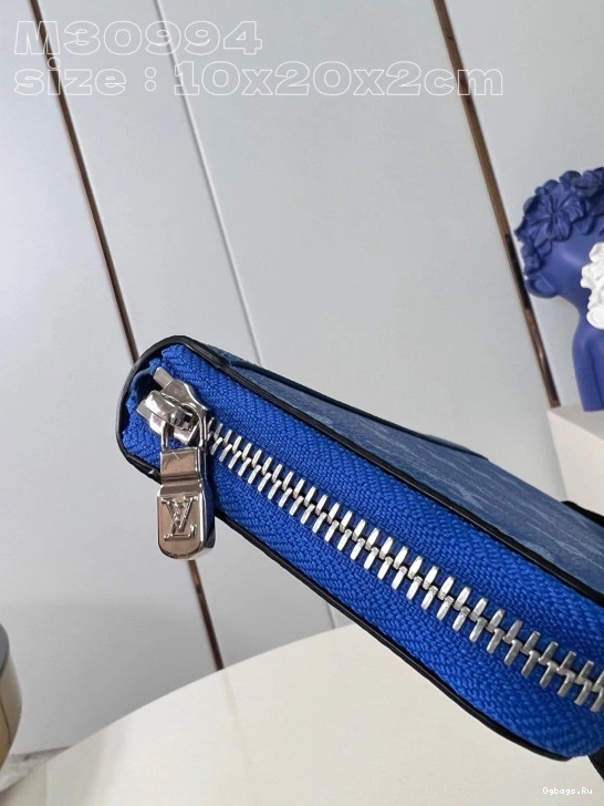 VUITTON LOUIS WALLET-10*20*2 ZIPPY cm 0410